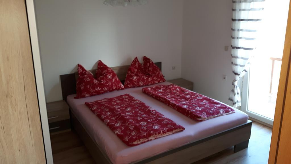 Radmani Apartments بوريتش المظهر الخارجي الصورة