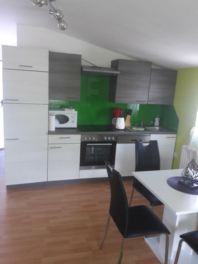 Radmani Apartments بوريتش المظهر الخارجي الصورة